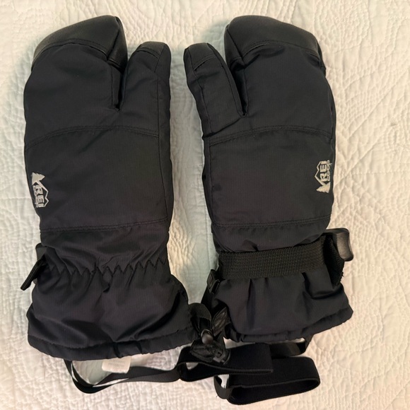 Black REI Youth Co-op Mittens - Picture 3 of 4
